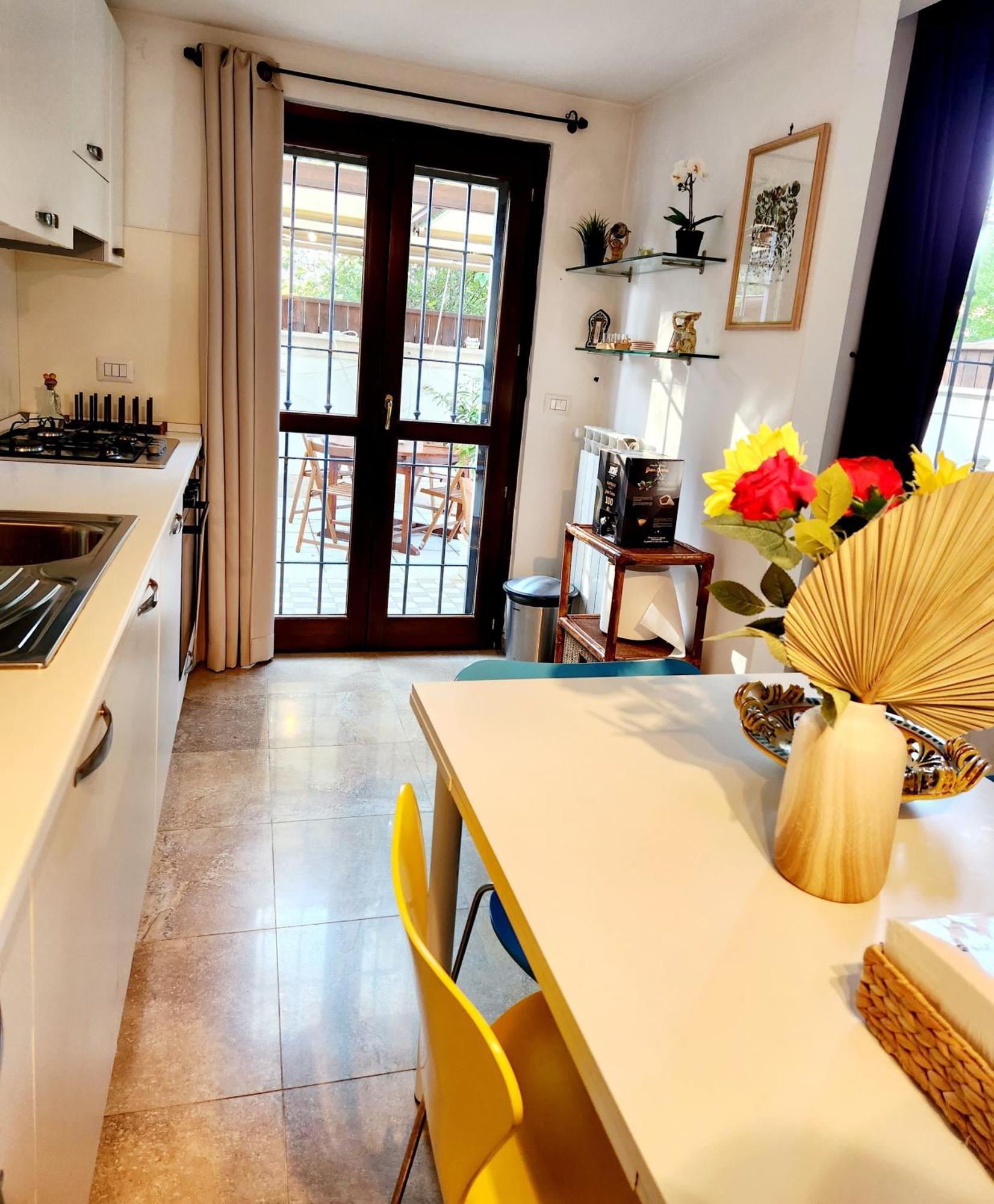 Villa Alessandra Rome 10 Mins From Ostia Antica