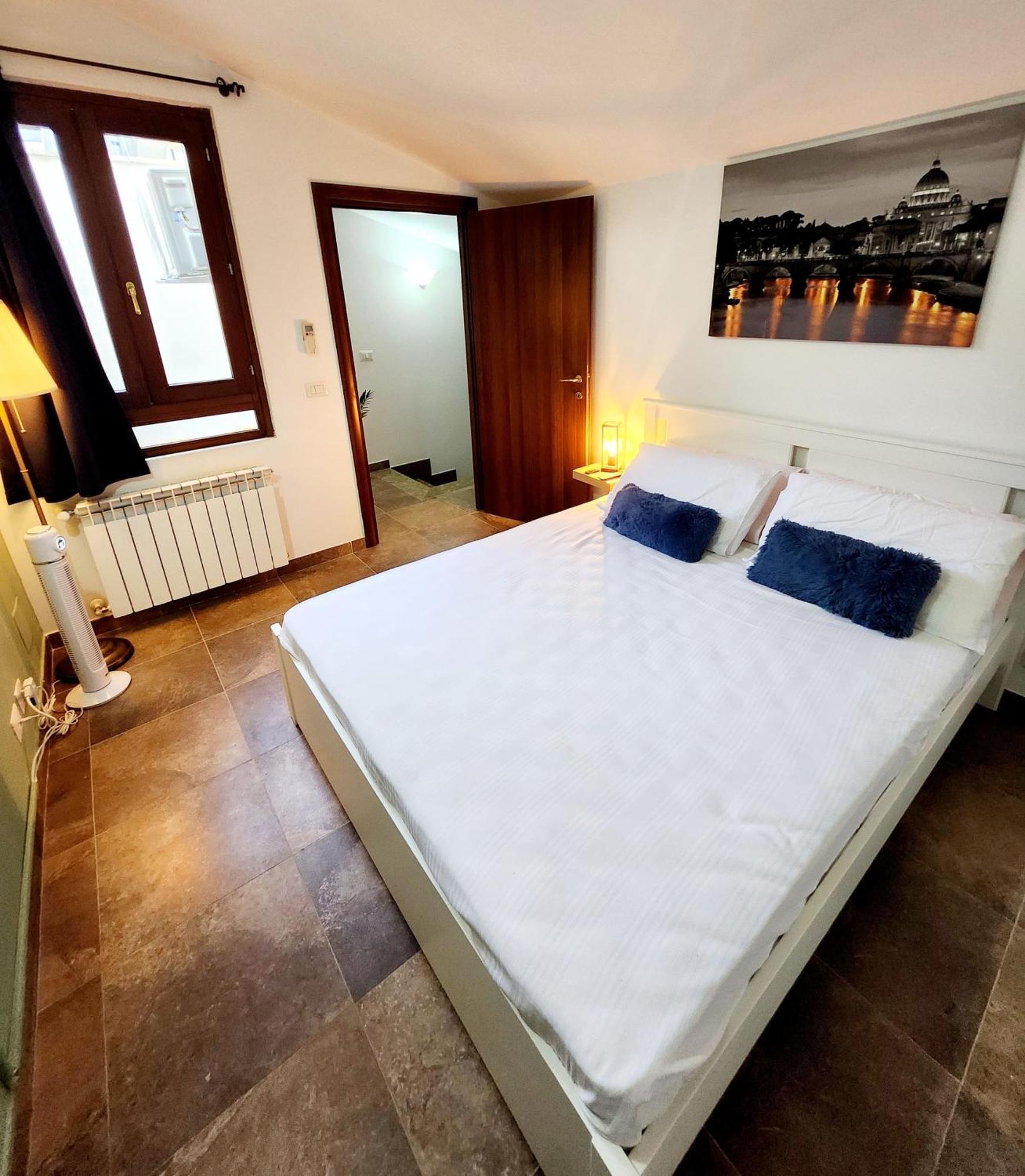 Alessandra Rome 10 Mins From Villa